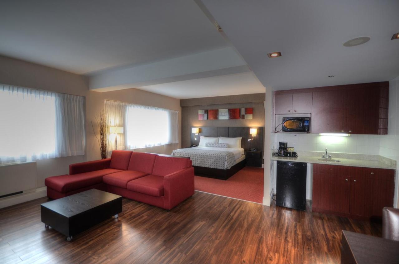 คราวน์ พลาซา มอนทรีออล แอร์พอร์ต Hotel มอนทรีอัล ภายนอก รูปภาพ